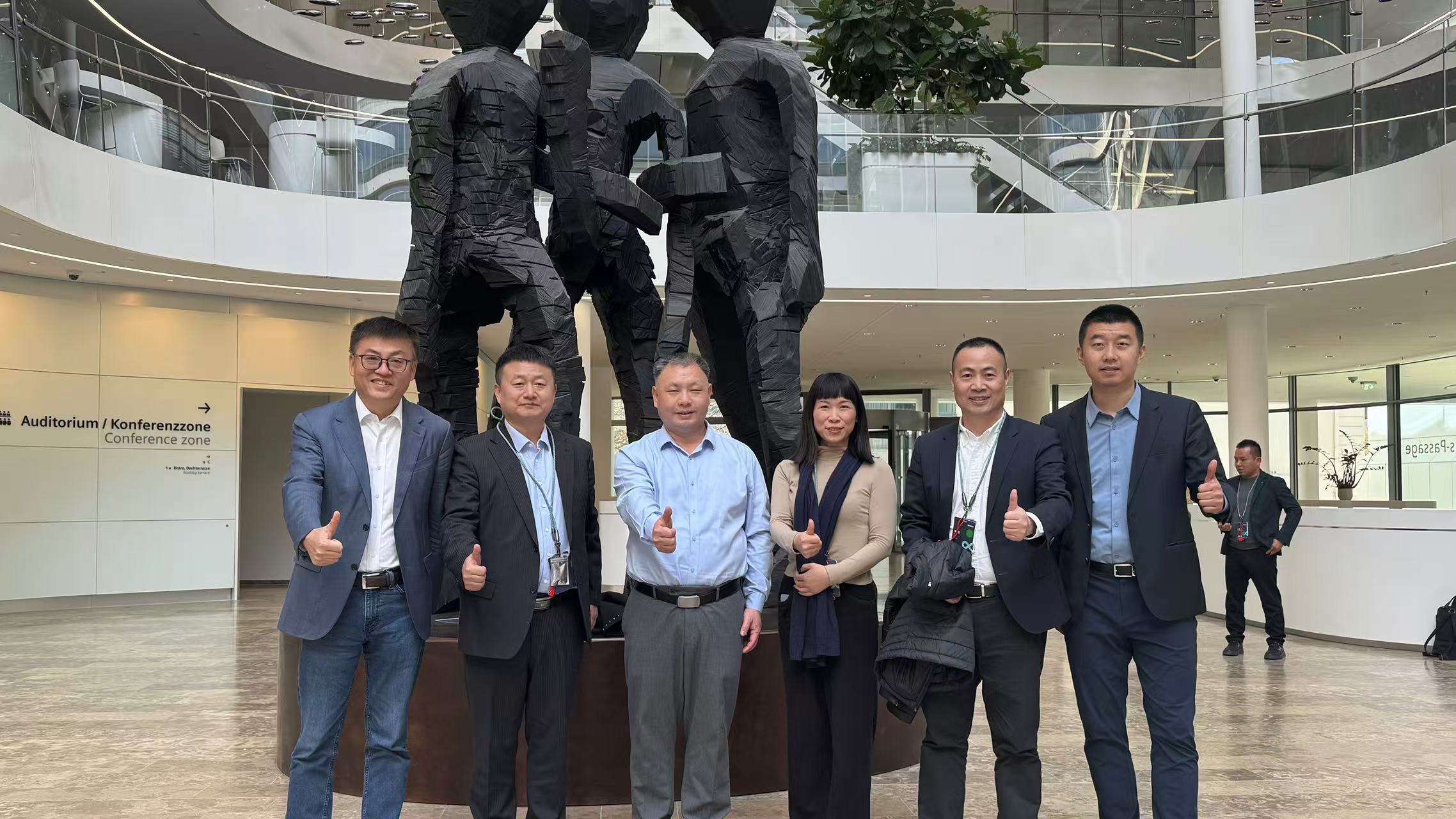 新發(fā)現(xiàn)赴德國(guó)西門子交流學(xué)習(xí)：汲取智能制造前沿精華